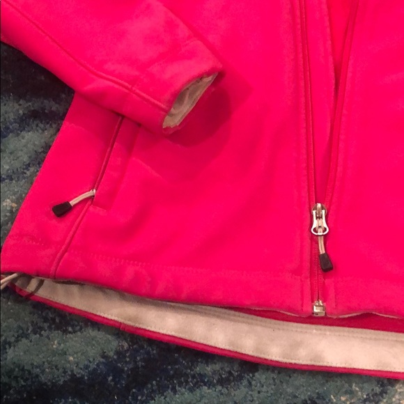 The North Face Apex Bionic Cerise Pink Jacket - Picture 4 of 6
